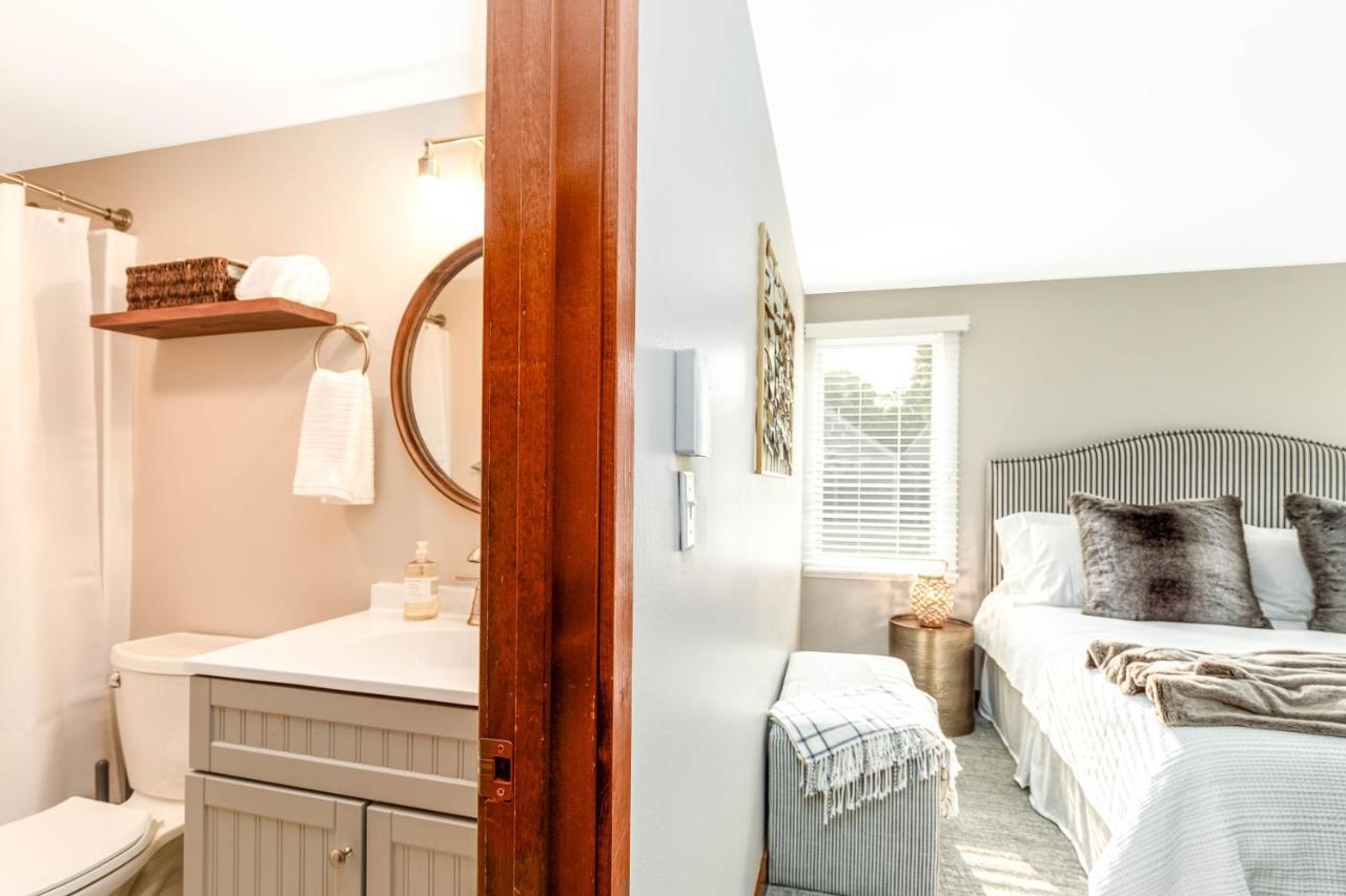 Summer Specials! Cozy King Beds, Pool Access, Galena Territory Amenities, Fireplace, Great Location In Galena Territory On Lake 갈레나 외부 사진