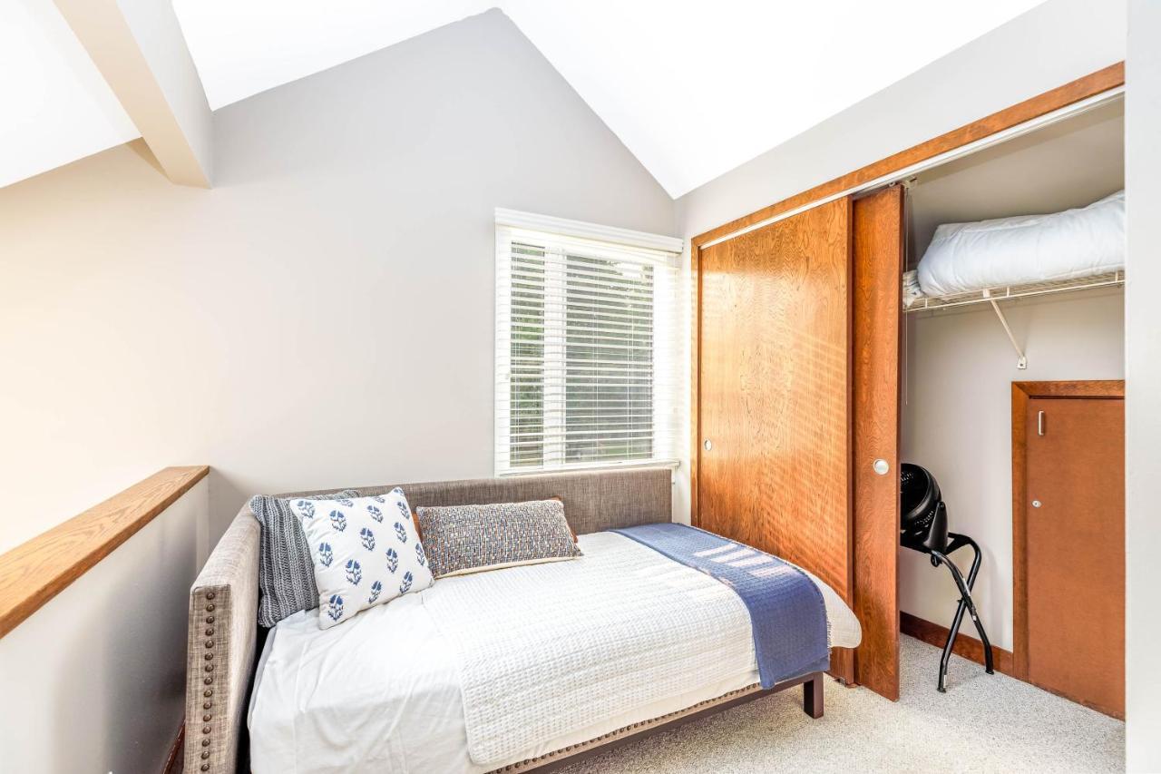 Summer Specials! Cozy King Beds, Pool Access, Galena Territory Amenities, Fireplace, Great Location In Galena Territory On Lake 갈레나 외부 사진